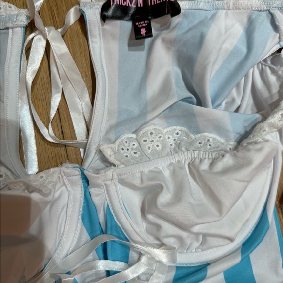 Wendy’s / Dorothy costume - Picture 3 of 4